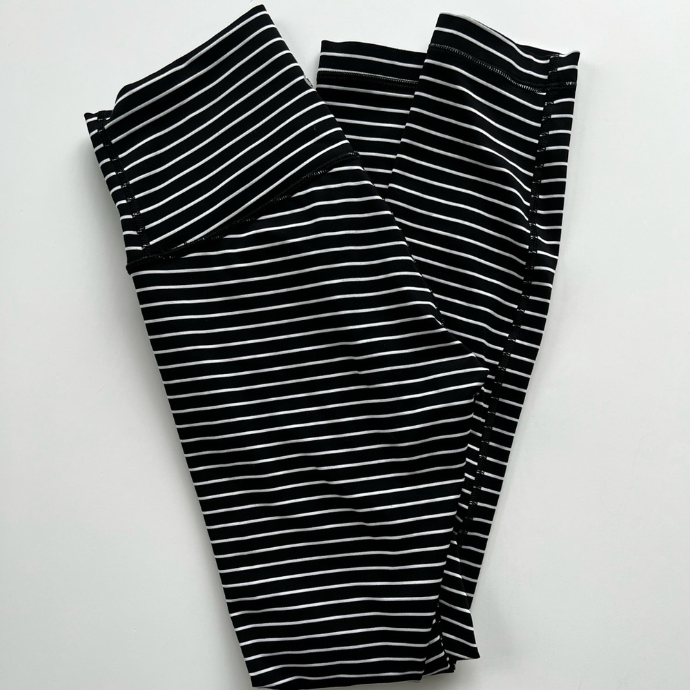Lululemon Wunder Under 25" Leggings